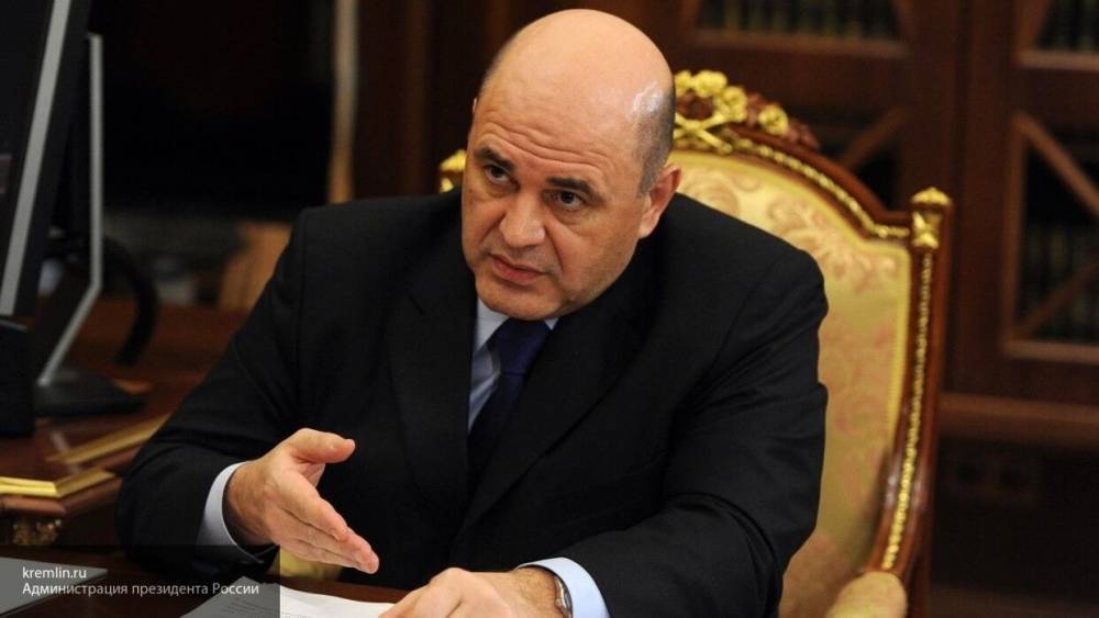 Михаил Мишустин - Мишустин назвал злоупотреблением попытки рассчитать допвыплаты медикам по часам - polit.info - Россия - Сербия