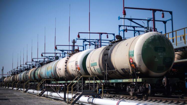 Цена на нефть впервые с начала апреля выросла выше 35 долларов - crimea.ria.ru - США - Крым - Симферополь