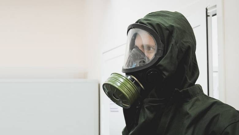 Врачи из Псковской области пожаловались на один противочумный костюм для всех - newizv.ru - Псковская обл.
