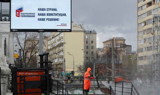 Владимир Путин - Спикер дагестанского парламента попросил президента поскорее провести голосование по поправкам в Конституцию - og.ru - Россия - респ. Дагестан