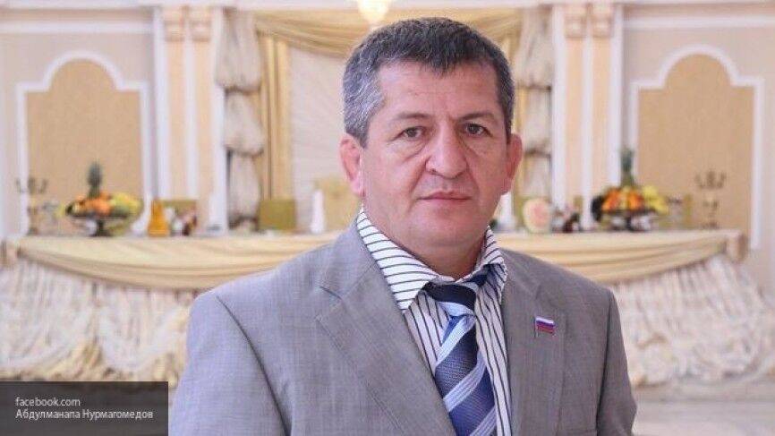 Нурмагомедова-старшего подключили к аппарату ИВЛ - nation-news.ru - Москва - Махачкала