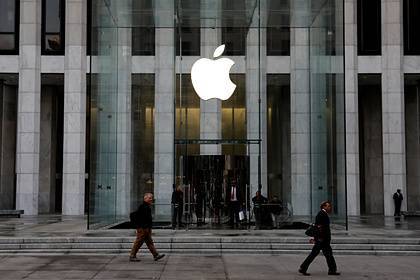 Apple отказалась дать властям США постоянный доступ к данным ее устройств - lenta.ru - США