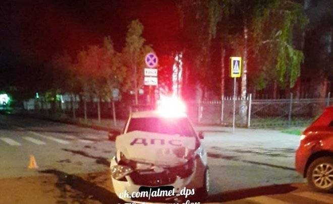 В Татарстане в ДТП с тремя автомобилями попал автомобиль ДПС - realnoevremya.ru - респ. Татарстан