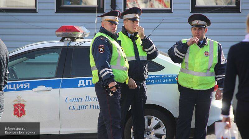 Федерация автовладельцев: в ПДД ничего не прописано про маски, пропуска и другие документы - nation-news.ru - Россия - Ленинградская обл. - Санкт-Петербург