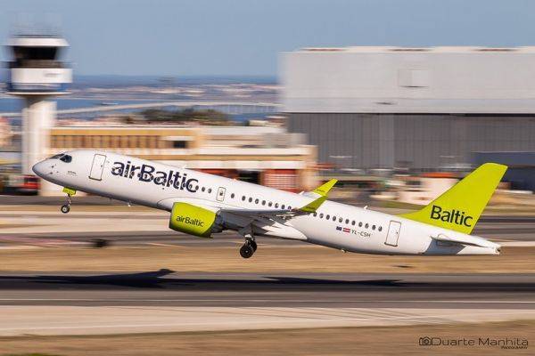 Латвийцы рвутся за границу и раскупают билеты на рейсы airBaltic - eadaily.com - Вильнюс - Рига - Латвия - Осло - Таллин