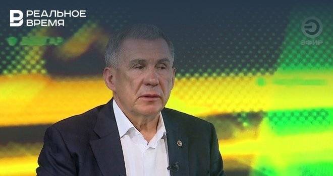 Рустам Минниханов - Минниханов заявил об отсутствии проблем с выплатами врачам, работающим с «ковидными» пациентами - realnoevremya.ru - респ. Татарстан