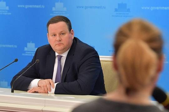 Антон Котяков - Глава Минтруда назвал дату возвращения предприятий к работе - versia.ru - Россия