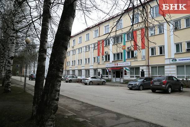 Виктор Бобыря - Региональные и местные СМИ обратились в правительство Коми за поддержкой - bnkomi.ru - Россия - респ. Коми