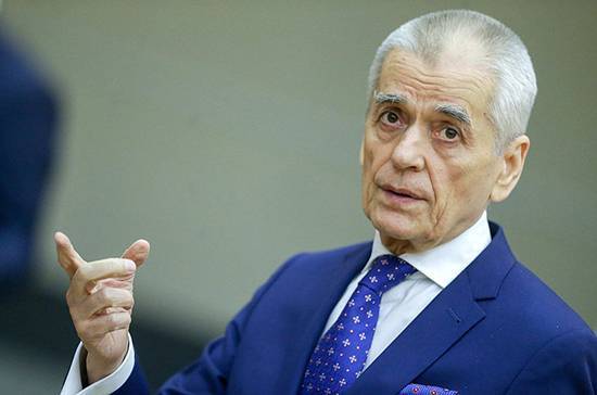 Геннадий Онищенко - Валерий Рязанский - Онищенко поддержал повышение возраста для продажи алкоголя до 21 года - pnp.ru - Россия