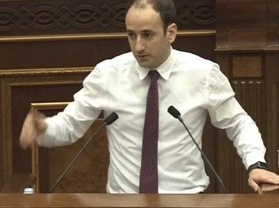 Сколько должны стоить медицинские маски?: Споры в парламенте Армении по наболевшему вопросу - news.am - Армения
