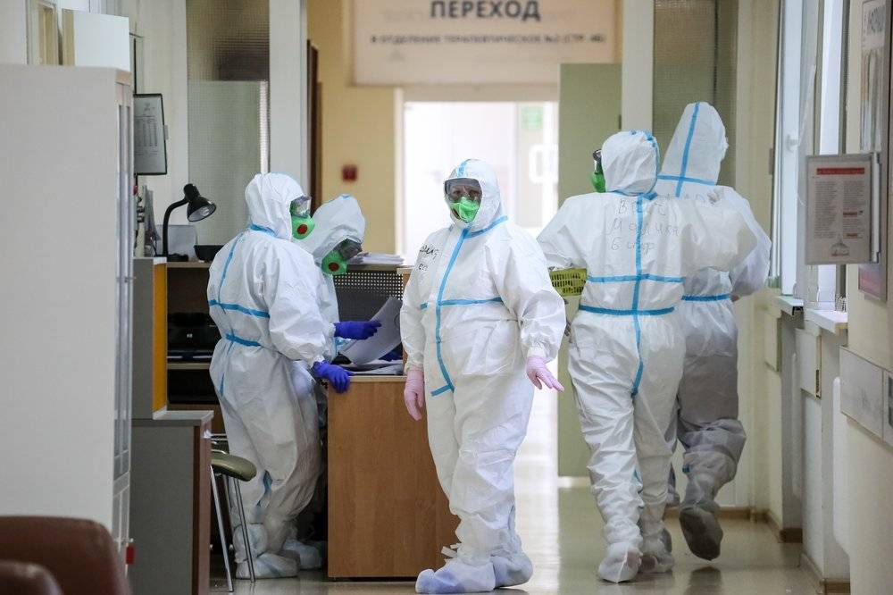 Михаил Мурашко - Выплаты получили свыше 30 тысяч врачей и почти 80 тысяч среднего медперсонала в РФ - vm.ru - Россия