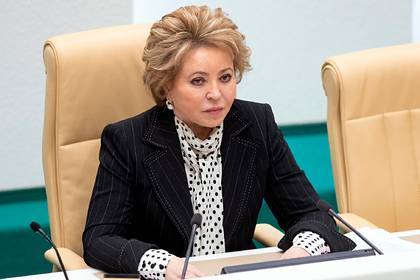 Валентина Матвиенко - Матвиенко объяснила эффективность борьбы с коронавирусом в России - lenta.ru - Россия