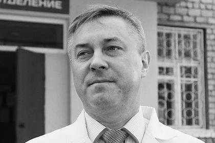 В ЛНР от коронавируса умер главврач больницы - lenta.ru - Москва - Россия - ЛНР - Луганск - Индонезия