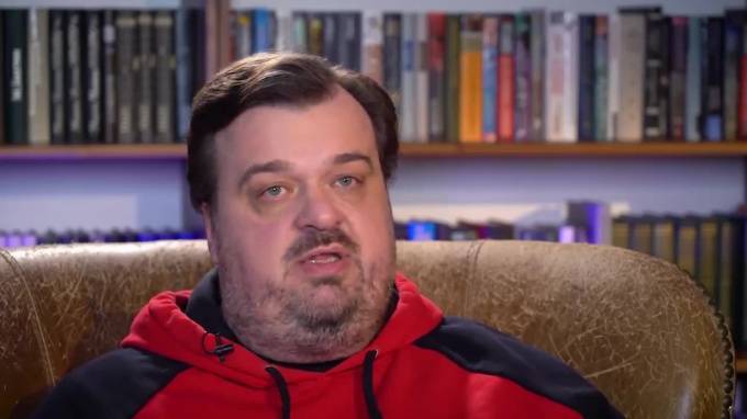 Василий Уткин - Уткин раскритиковал ФИФА за отказ определять лучшего игрока года - piter.tv - Франция