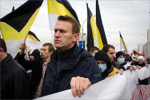 Адольф Гитлер - Генрих Гиммлер - Наказали за фотку - newsland.com