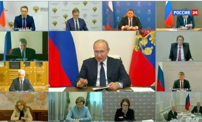 Владимир Путин - Михаил Мурашко - Путин раскритиковал Минздрав из-за срыва выплат медикам - bloknot.ru - Россия