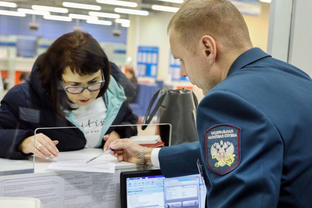 Владимир Путин - Даниил Егоров - Самозанятым россиянам вернут налоги за прошлый год "автоматом" - tvc.ru - Россия