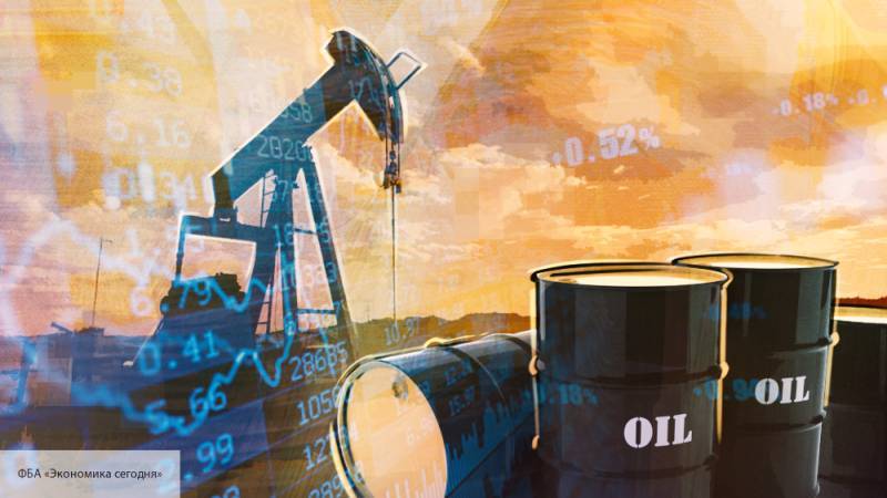 Дональд Трамп - OilPrice объяснило, почему США стремительно сокращают добычу нефти - politros.com - США