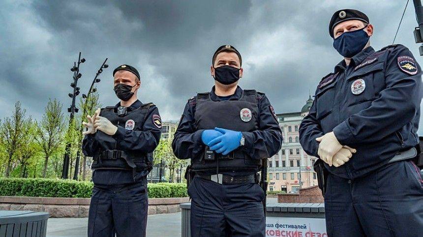 В Казани сотрудница полиции без средств защиты выписала штраф гражданину без маски - 5-tv.ru - Китай - Казань