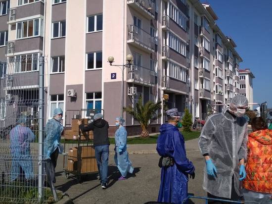 Голодающих на обсервации в Сочи обвиняют в пьяных дебошах - newtvnews.ru - Санкт-Петербург - Сочи