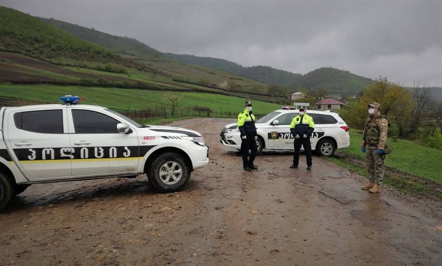 Потасовка с полицией и врачами произошла в закрытом на карантин селе в Болниси - newsgeorgia.ge - район Болнисский