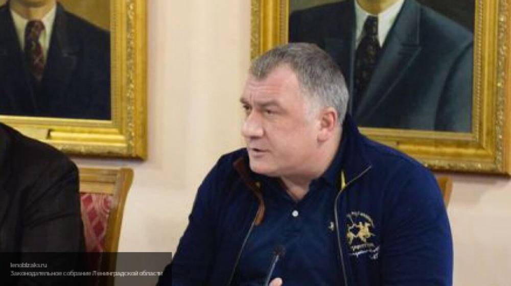 Владимир Петров - Максим Шугалей - Самер Суэйфан - Петров считает, что фильм "Шугалей" указывает на существование холодной войны - politros.com - Россия - Ленинградская обл. - Ливия