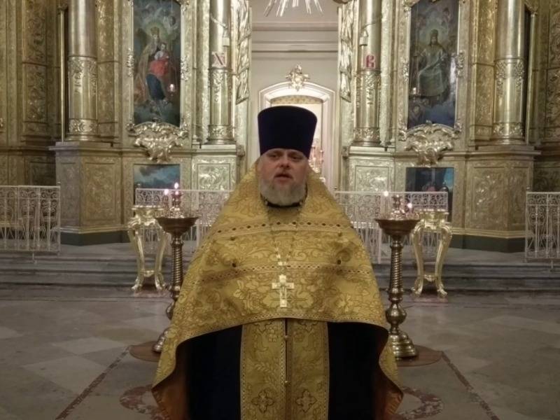 Владимир Путин - Иосиф Сталин - Леонид Калинин - Сталин должен остаться в храме, а в спорах виноваты журналисты, считают в РПЦ - sobesednik.ru