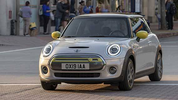 Электрический Mini Cooper SE Electric 2020: Как настоящий Mini - newsland.com