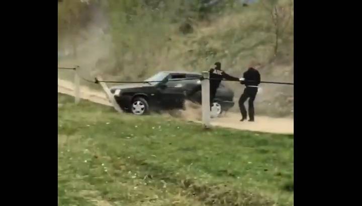 Случайный очевидец снял на видео задержание со стрельбой в Кисловодске - vesti.ru - Кисловодск