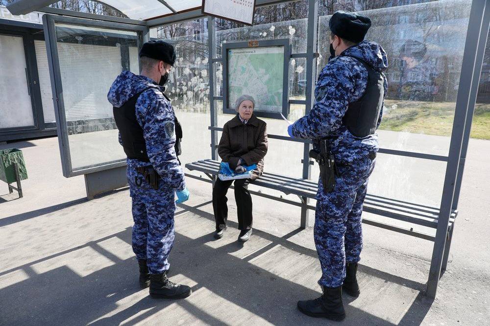 Андрей Воробьев - В Подмосковье начнут штрафовать за отсутствие маски в общественных местах - tvc.ru - Московская обл.