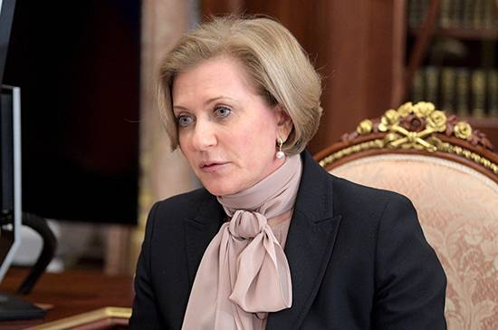 Анна Попова - Глава Роспотребнадзора посоветовала выздоровевшим от COVID-19 ещё две недели сидеть дома - pnp.ru - Россия
