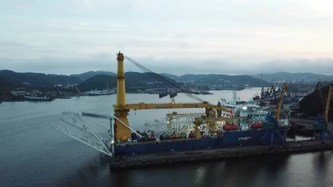 Marine Traffic - Потенциальный трубоукладчик "Северного потока-2" встал на якорь в Гданьской бухте - piter.tv - США - Швеция - Калининград - Калининградская обл. - Балтийск