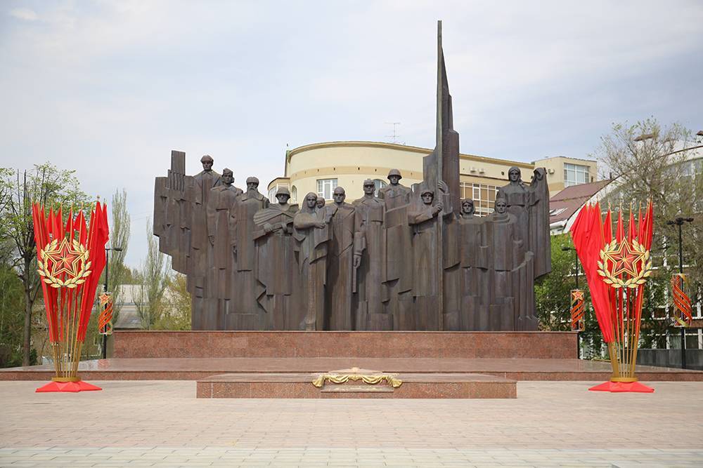 Вадим Кстенин - На площади Победы в Воронеже появились фонтаны и новая смотровая площадка - moe-online.ru - Воронеж