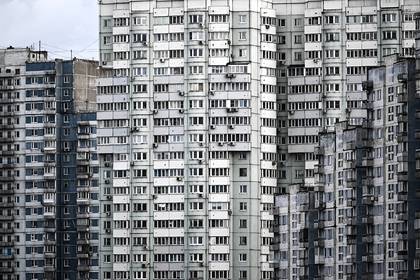 Двое детей выпали из окна и разбились в Москве - lenta.ru - Москва