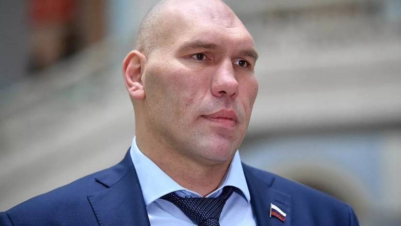 Николай Валуев - Валуев: когда смотрел свои бои, то себе зачастую не нравился - russian.rt.com