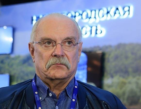 Вильям Гейтс - Никита Михалков - «Бесогона» Михалкова, в котором он обвинил Гейтса в чипизации населения, сняли с эфира - newsland.com