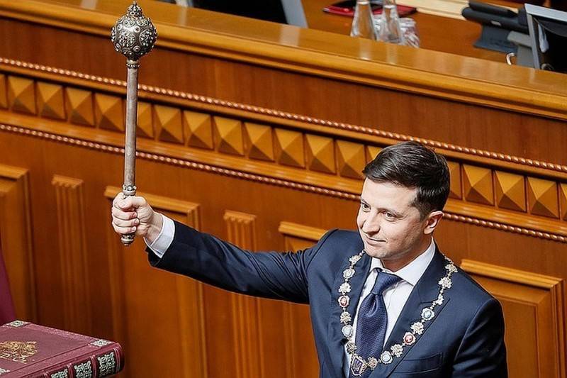 Ростислав Ищенко - Везучий и хитрый, но этого мало: Итоги первого года Зеленского в цифрах и фактах - pravdoryb.info - Россия - Украина