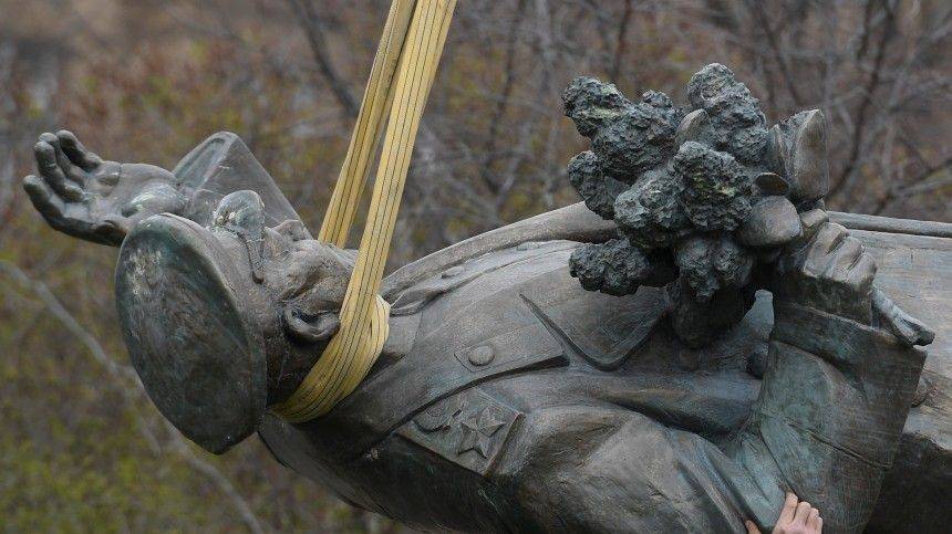 Сергей Шойгу - Иван Конев - Милош Земан - Минобороны Чехии не может передать России памятник Коневу - 5-tv.ru - Москва - Россия - Чехия - Прага