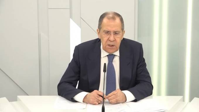 Сергей Лавров - Лавров заявил об отказе российских военных от учений близ границ НАТО - piter.tv - Россия