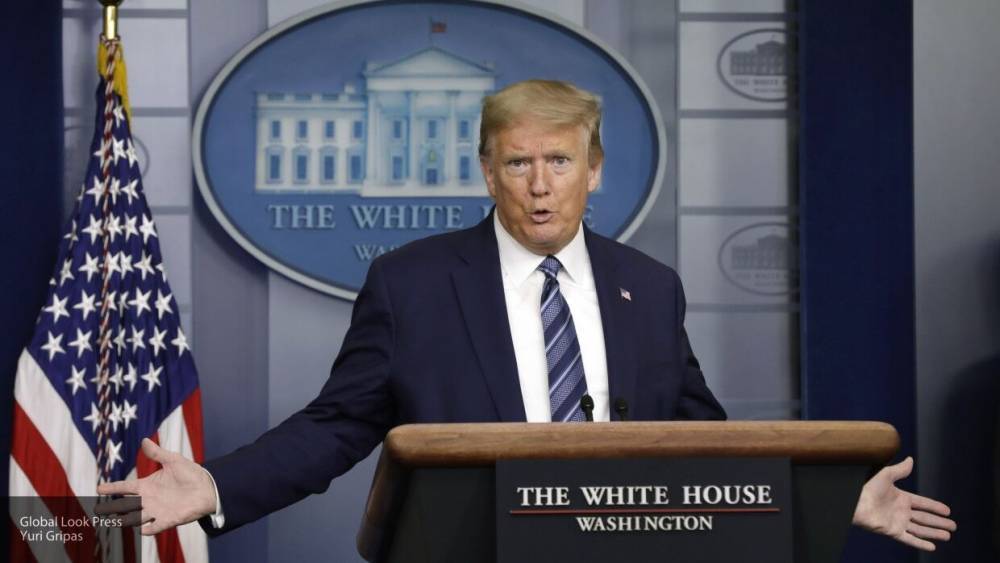 Хиллари Клинтон - Трамп назвал демократов психбольными из-за упреков в связях с Россией - inforeactor.ru - Россия - США