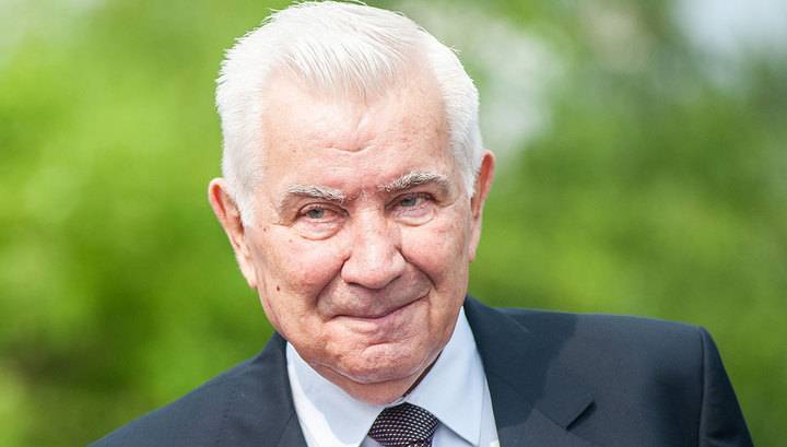 Российский тренер Карполь стал мировым рекордсменом, возглавляя одну команду 51 год - vesti.ru - Россия