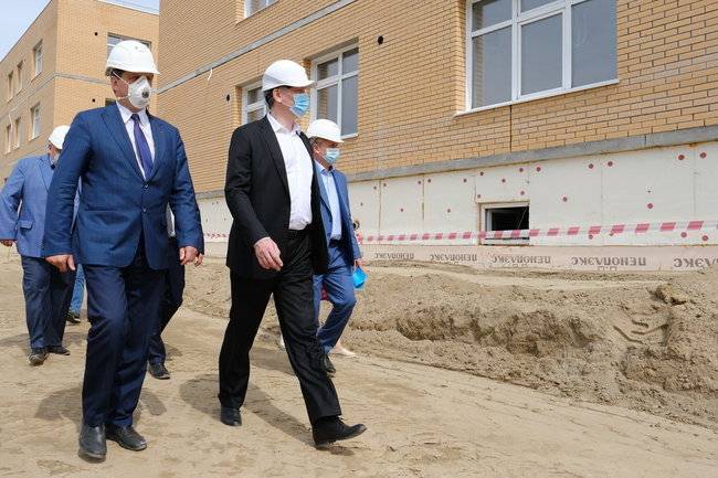 Андрей Травников - Губернатор Новосибирской области: в рамках нацпроектов построим 19 детсадов - infox.ru - Новосибирск - Новосибирская обл.