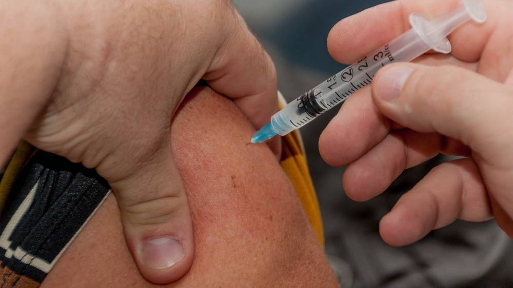 Немецкие врачи настаивают на массовой вакцинации, чтобы не было повторной эпидемии - newizv.ru - Германия