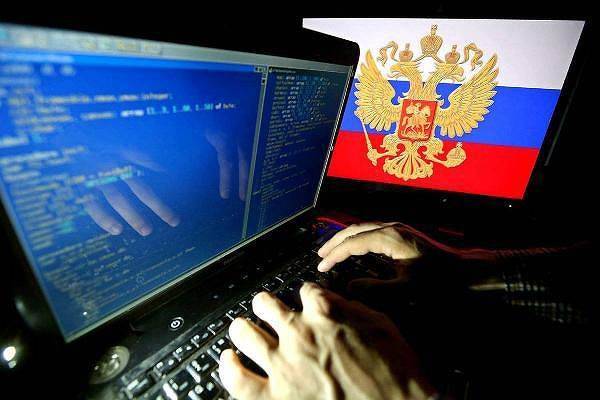 Юрий Борисов - Алексей Соколов - В России могут через полгода запретить иностранный софт в банках, связи и промышленности - cnews.ru - Россия