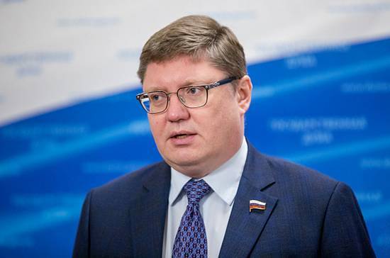Андрей Исаев - Исаев: нужно предусмотреть механизм временного перевода на удалённую работу - pnp.ru - Россия