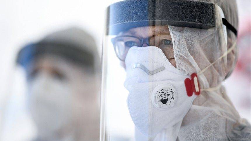 Олег Басилашвили - Алиса Фрейндлих - БДТ им. Товстоногова запустил всероссийский онлайн-марафон в поддержку врачей - 5-tv.ru