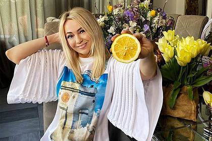 Яна Рудковская - Ксения Собчак - Рудковская рассказала о заработке десятков миллионов рублей в Instagram - lenta.ru