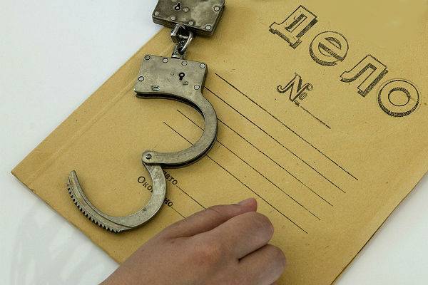 Пьяный приезжий пытался украсть из кафе в центе Москвы принтер и телевизор - trud.ru - Москва - Россия