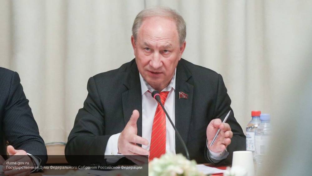 Валерий Рашкин - Заявления Рашкина из КПРФ о пандемии проверит СК РФ - politros.com - Москва - Россия