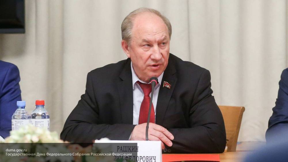 Валерий Рашкин - Статью Рашкина из КПРФ на сайте "Эха Москвы" проверят на нарушения закона - nation-news.ru - Москва - Россия